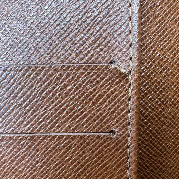 SOLD!❌ Vintage 2001 Louis Vuitton Agenda PM - Picture 10 of 14